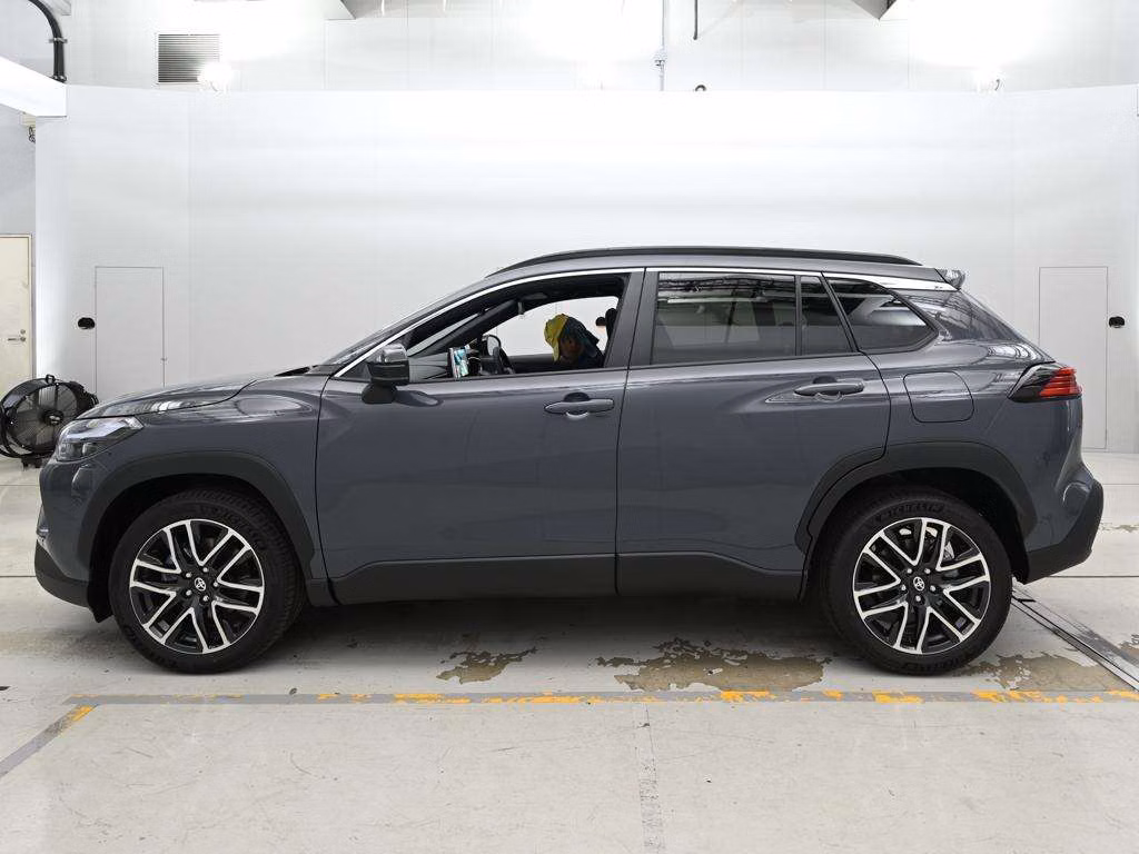 TOYOTA COROLLA CROSS