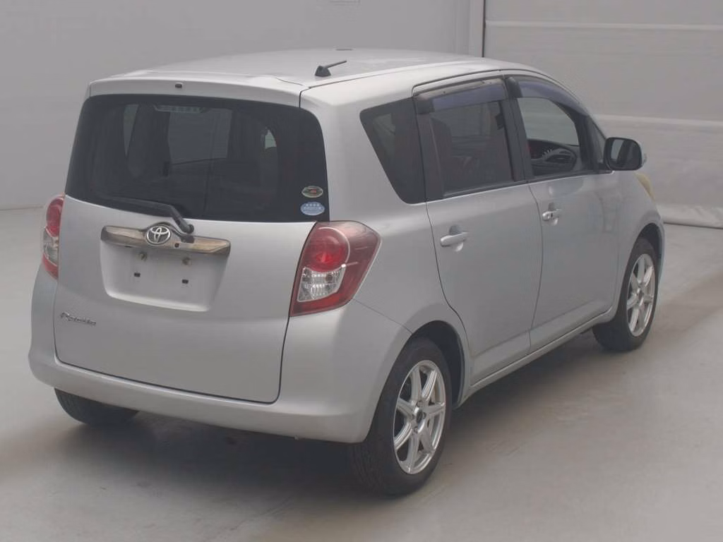 TOYOTA RACTIS
