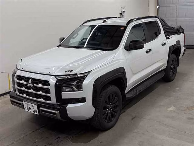 MITSUBISHI TRITON