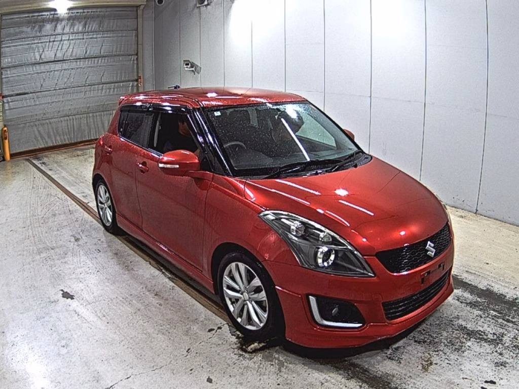 SUZUKI SWIFT