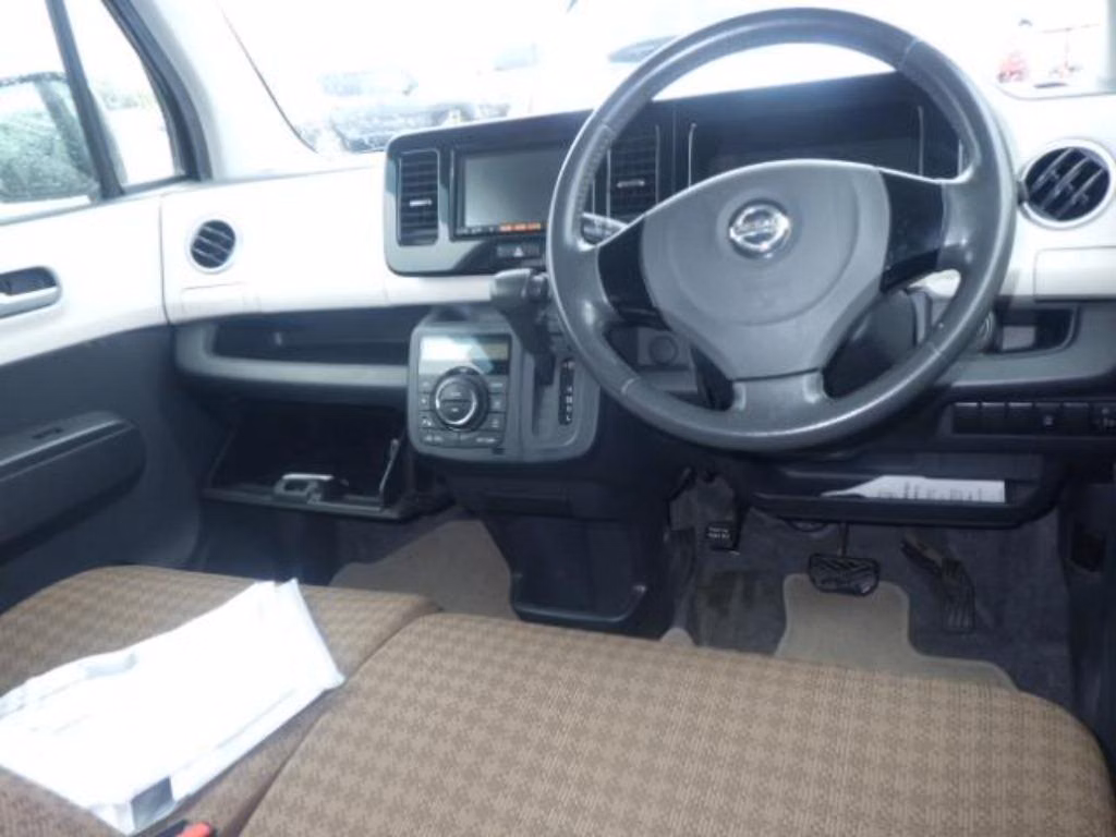 NISSAN MOCO