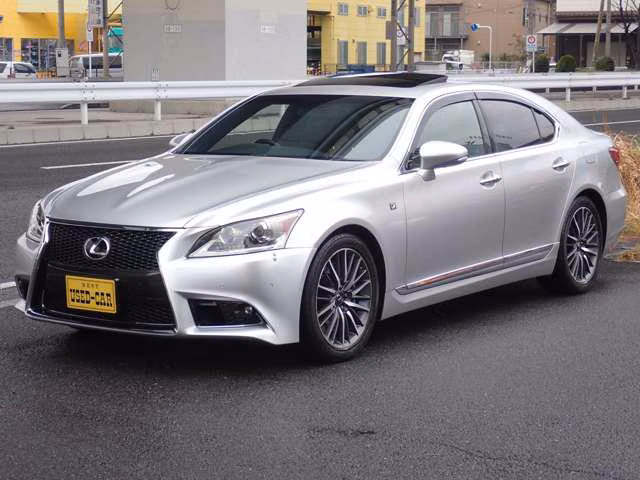 Lexus LS460