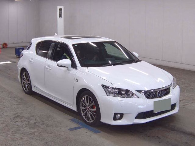LEXUS CT200H