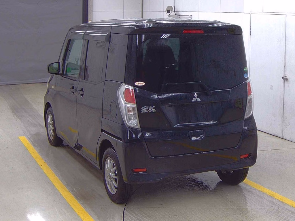 MITSUBISHI EK SPACE