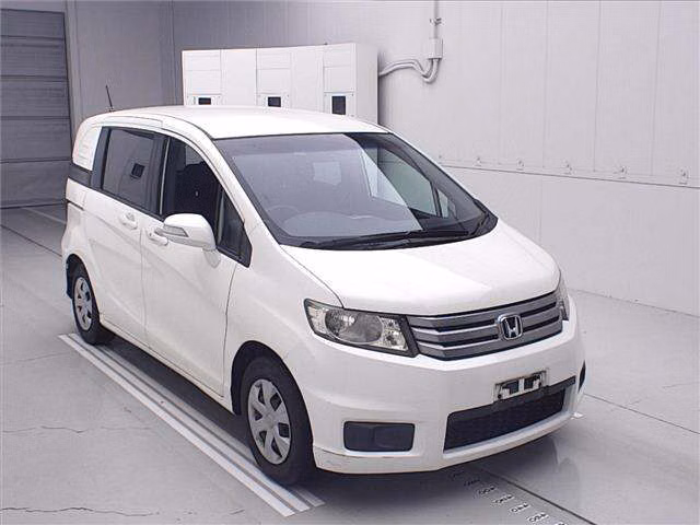 Honda Freed Spike