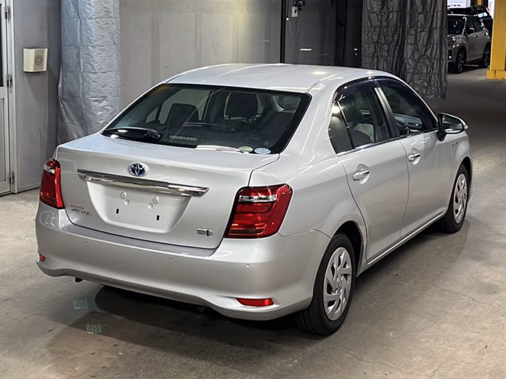 TOYOTA COROLLA AXIO