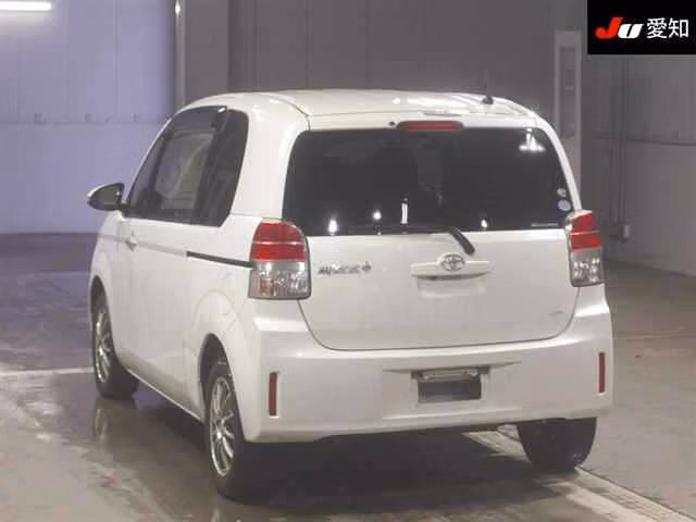 TOYOTA SPADE