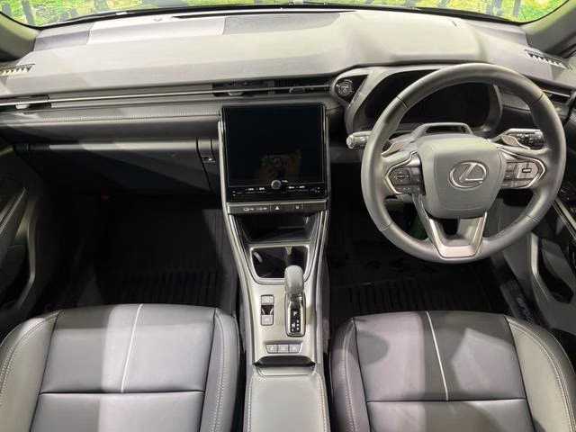 LEXUS LBX