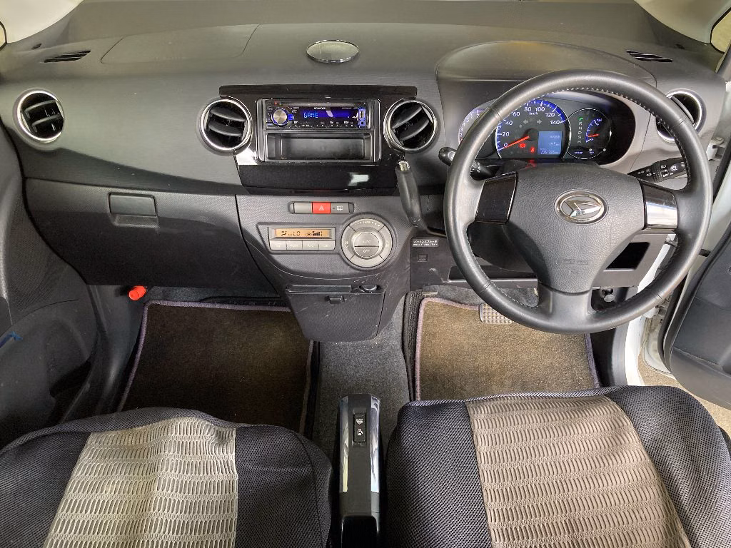 DAIHATSU TANTO EXE