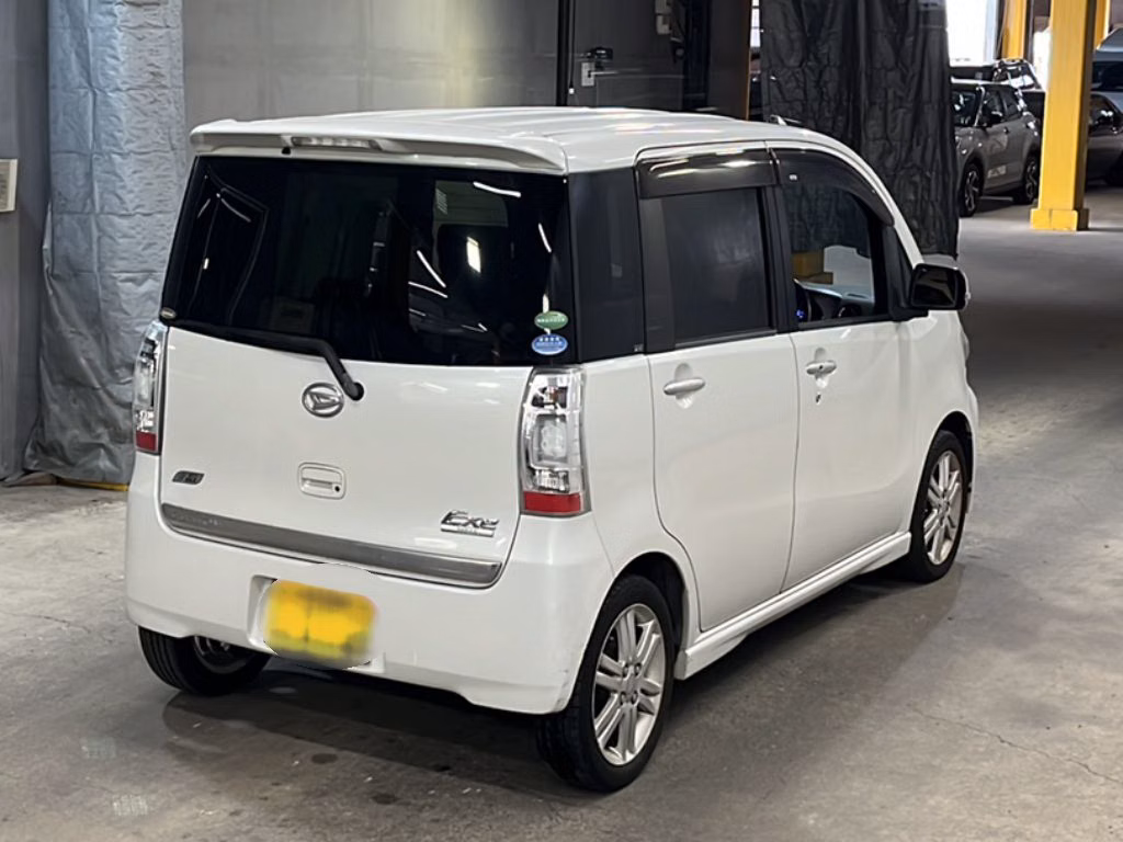 DAIHATSU TANTO EXE