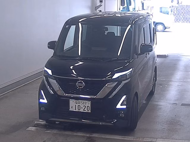 NISSAN ROOX