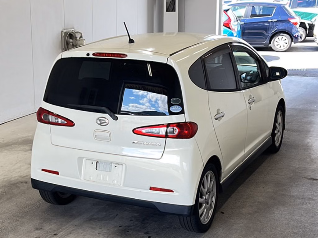 DAIHATSU SONICA