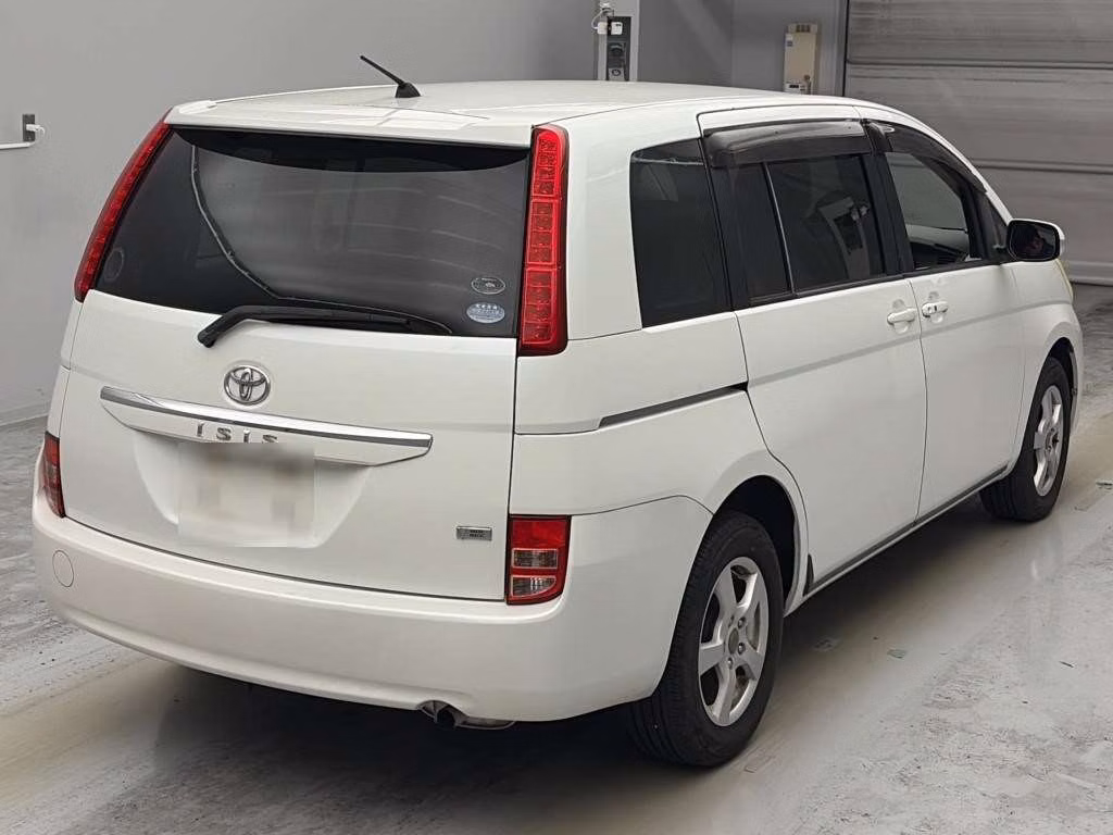 TOYOTA ISIS