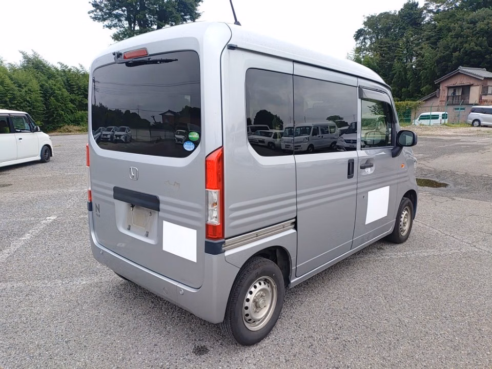 HONDA N-VAN