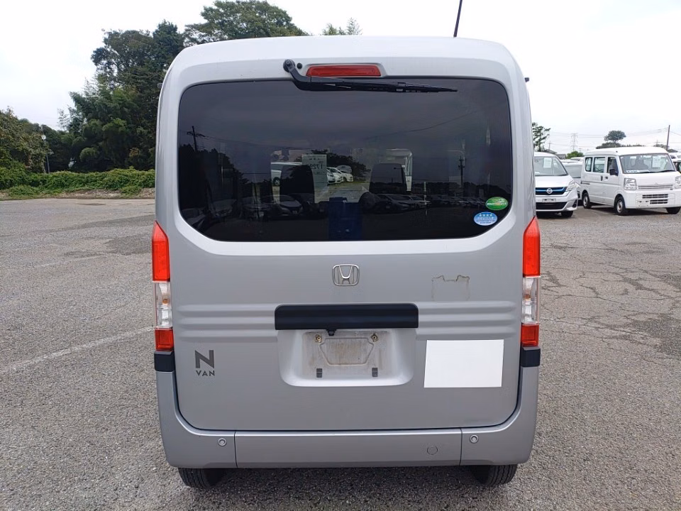 HONDA N-VAN