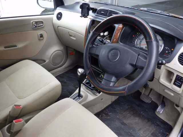 DAIHATSU MIRA AVY