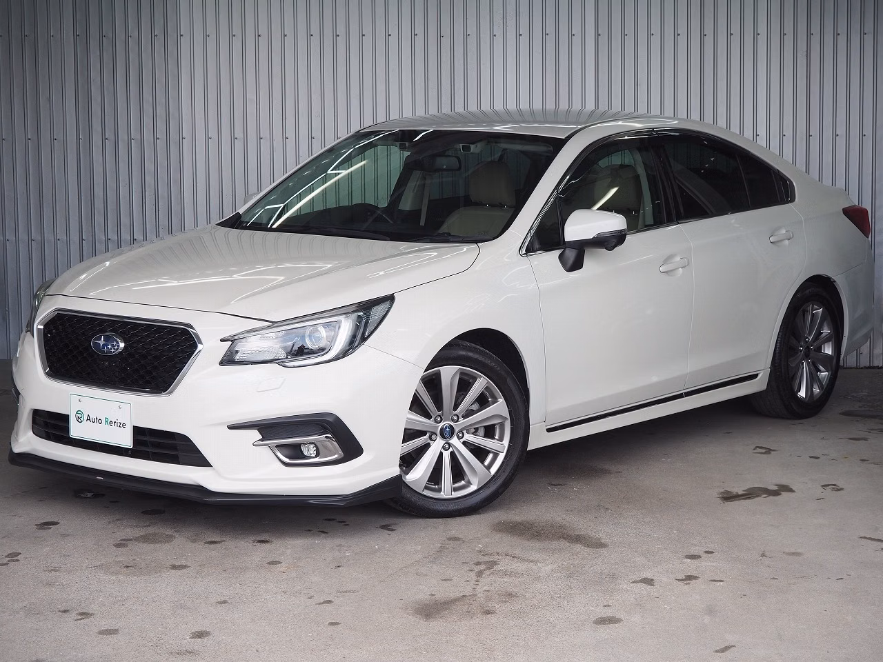 Subaru Legacy B4