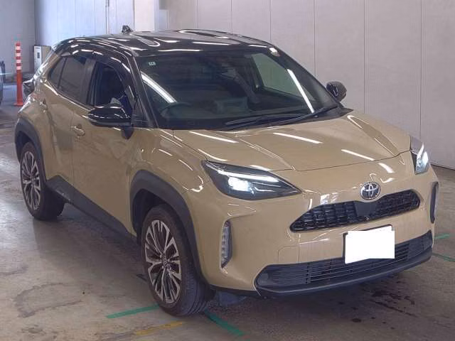 TOYOTA YARIS CROSS