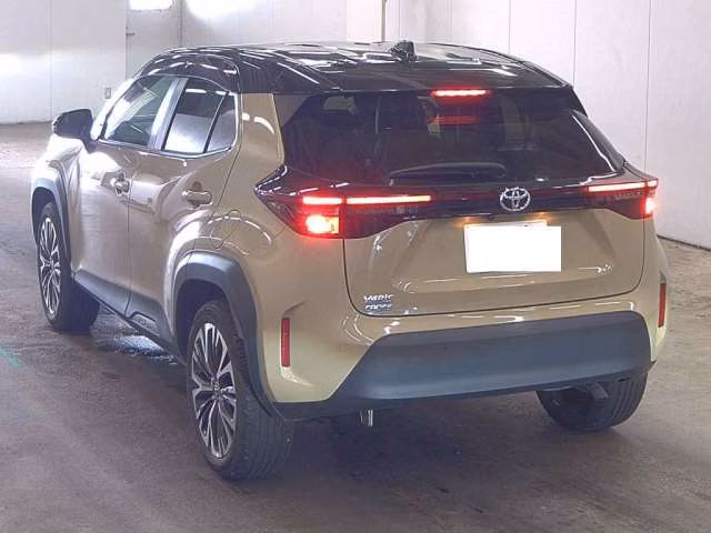 TOYOTA YARIS CROSS