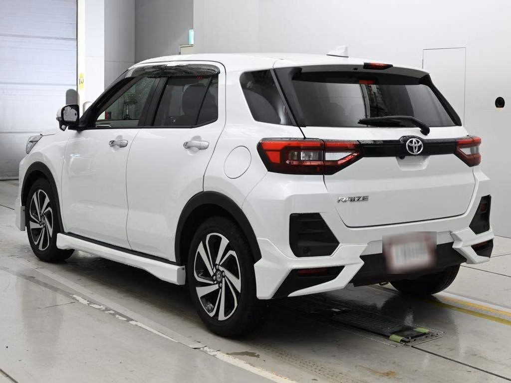 TOYOTA RAIZE