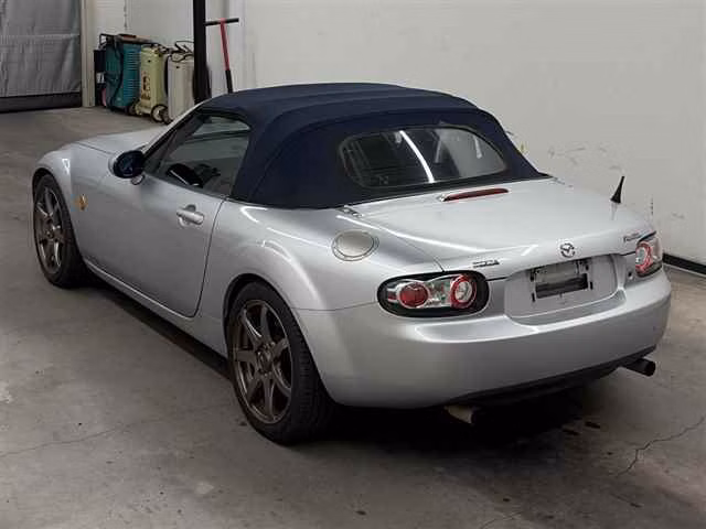 MAZDA ROADSTER