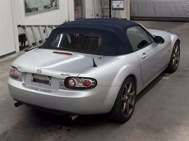 MAZDA ROADSTER