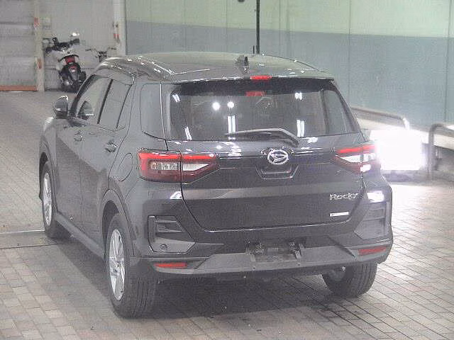 DAIHATSU ROCKY
