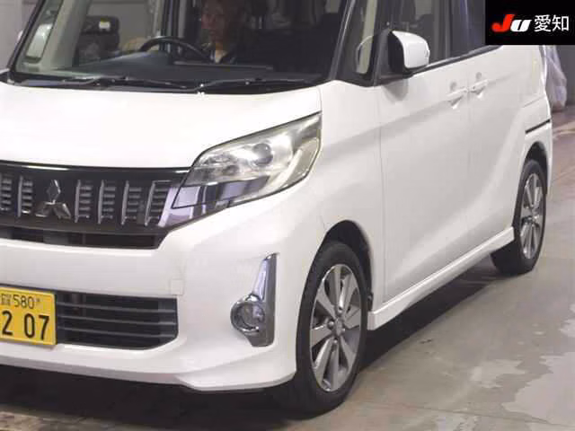 MITSUBISHI EK SPACE