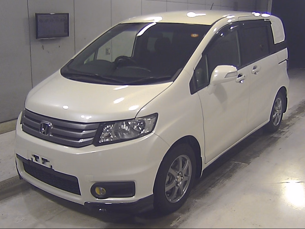 HONDA FREED SPIKE