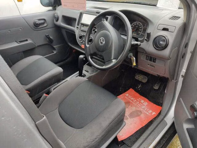 MAZDA FAMILIA