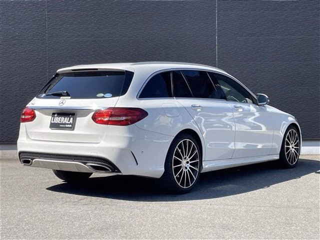 MERCEDES-BENZ C-CLASS