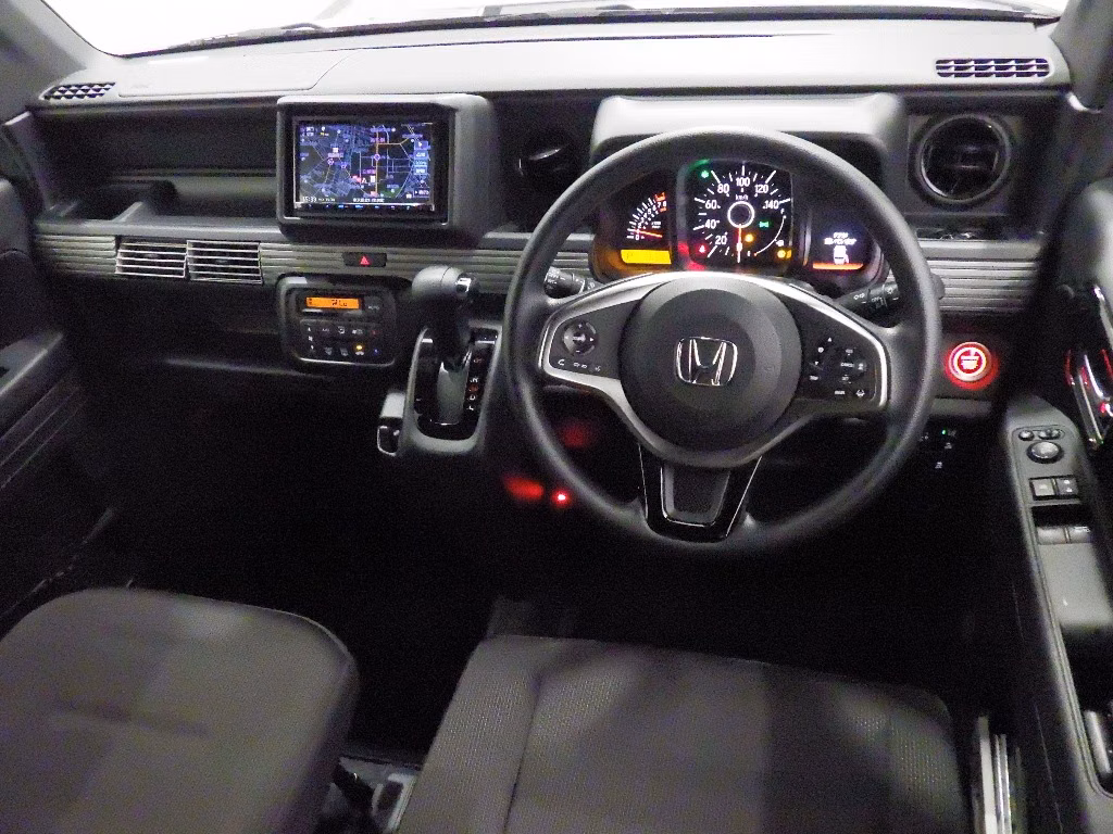 HONDA N-VAN