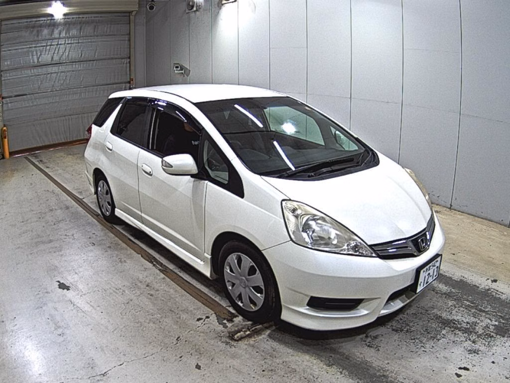 HONDA FIT SHUTTLE