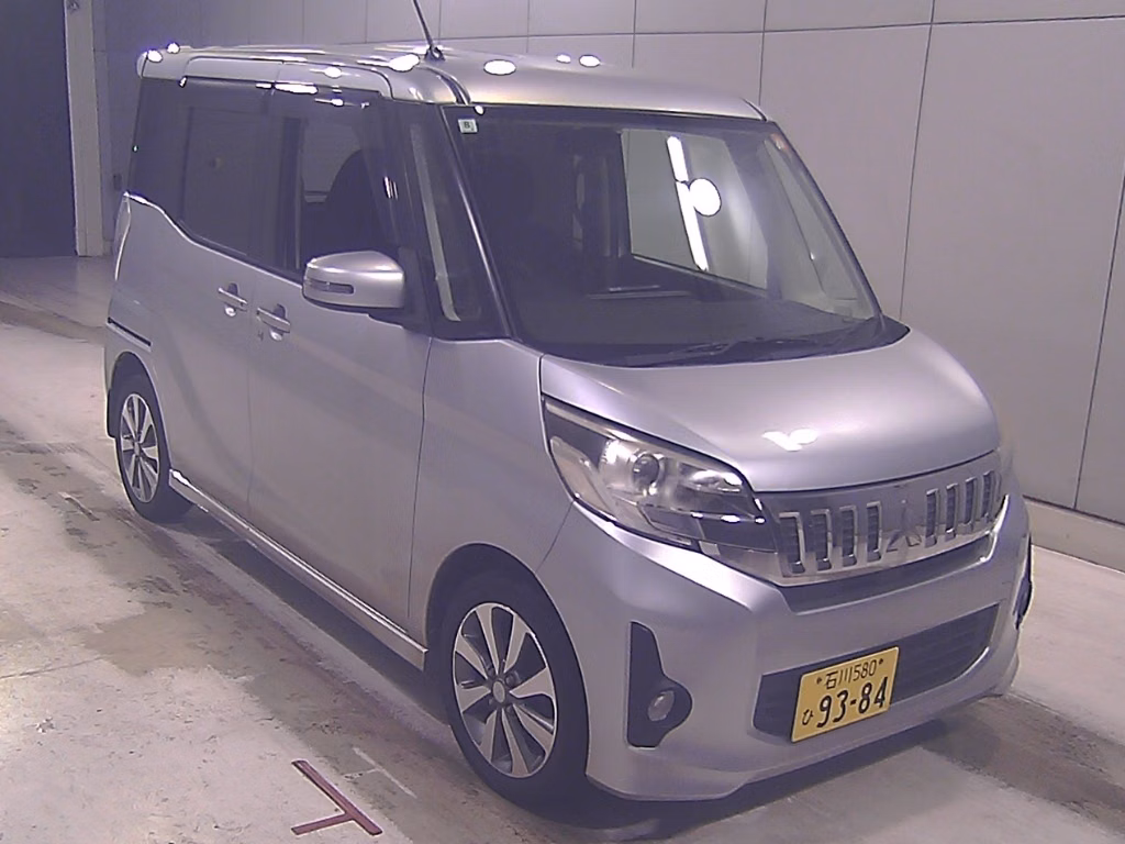 MITSUBISHI EK SPACE