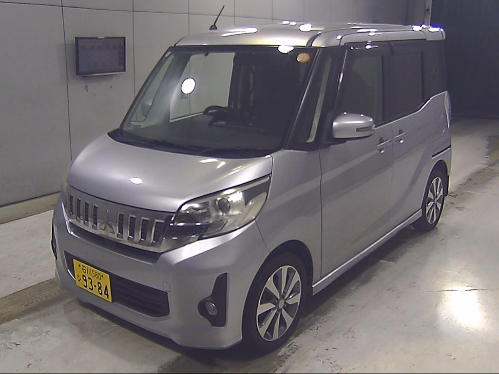 MITSUBISHI EK SPACE