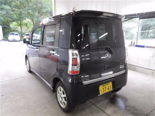 DAIHATSU TANTO EXE