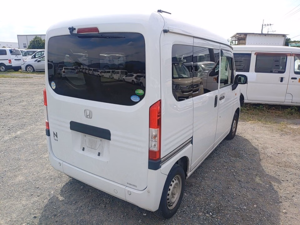 HONDA N-VAN