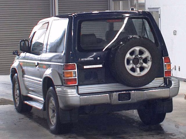MITSUBISHI PAJERO