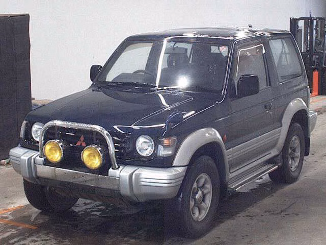 MITSUBISHI PAJERO