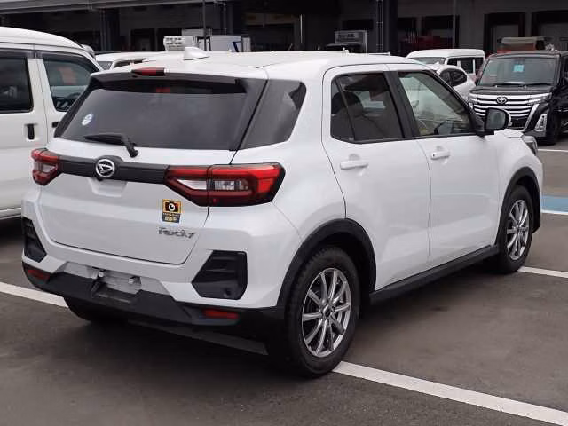DAIHATSU ROCKY