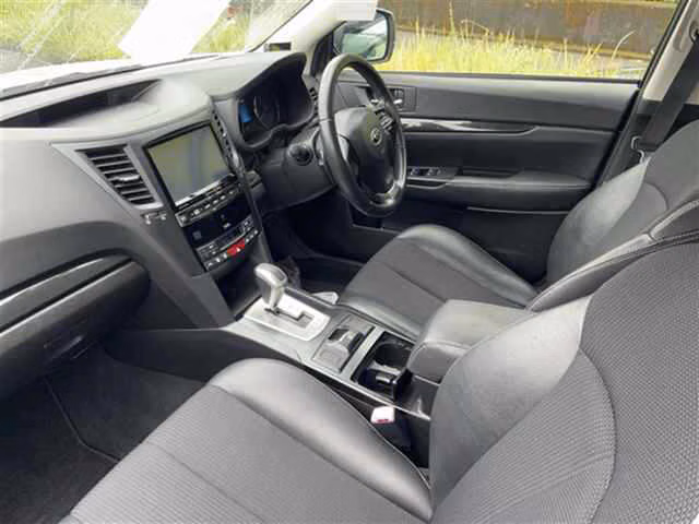 SUBARU LEGACY B4