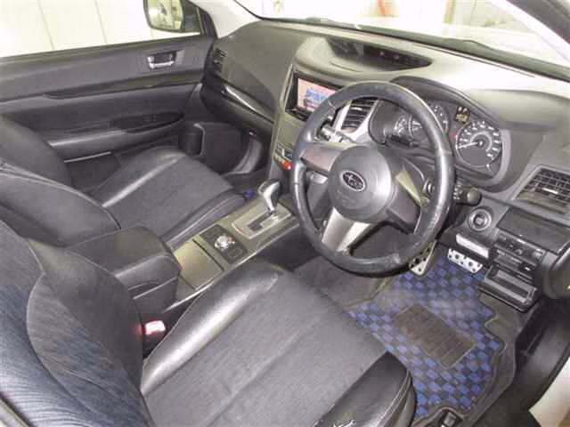 SUBARU LEGACY