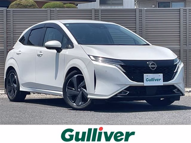 Nissan Aura