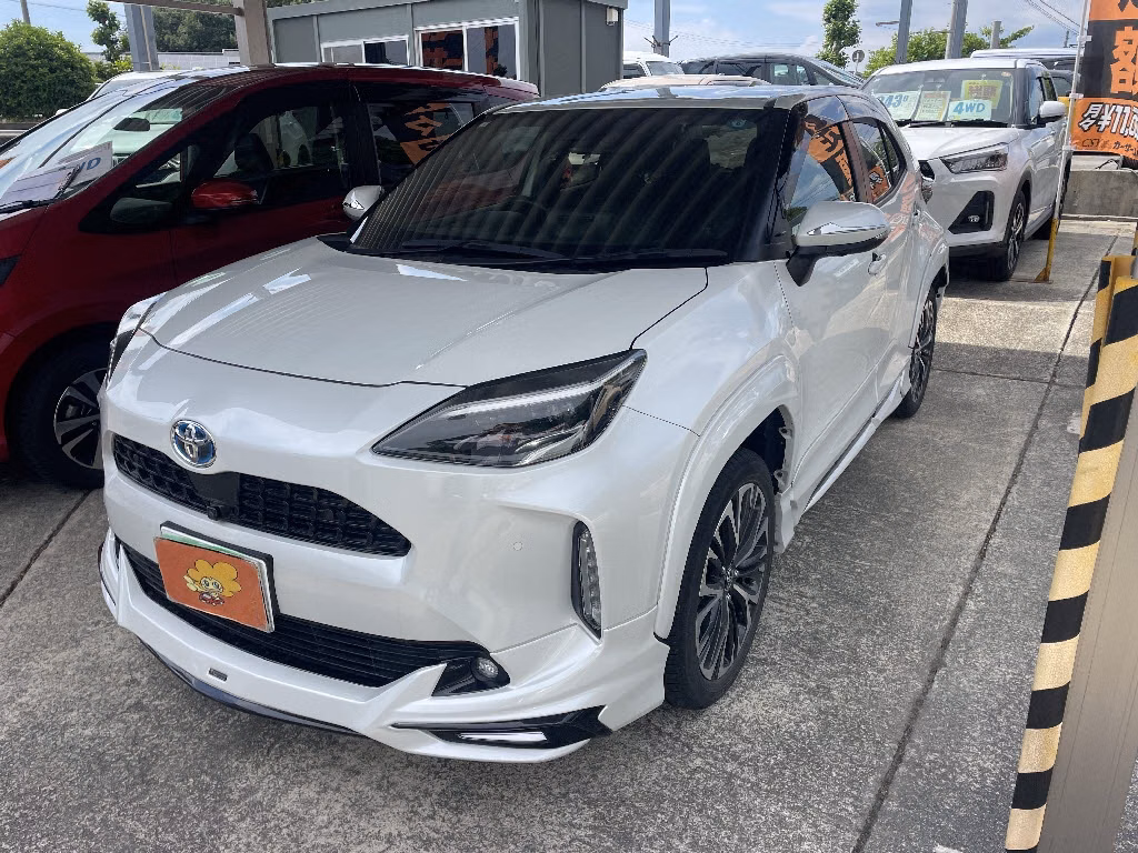 TOYOTA YARIS CROSS