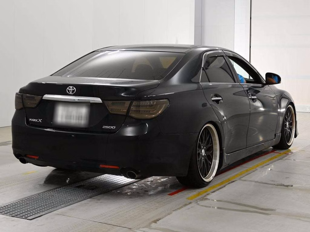 TOYOTA MARK X