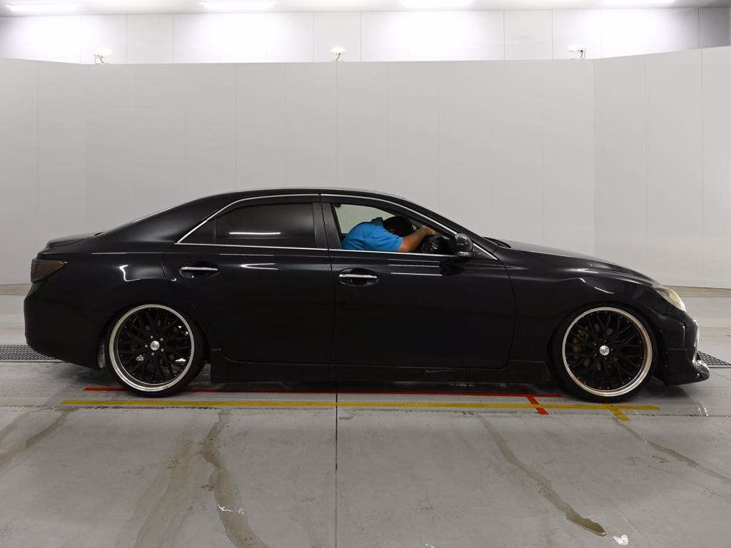 TOYOTA MARK X