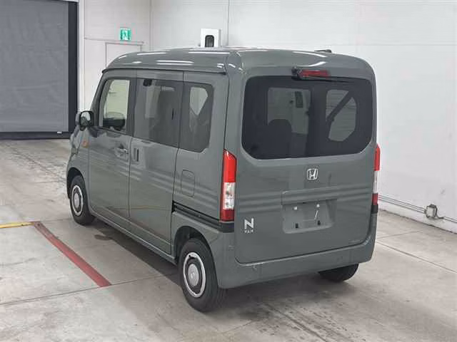 HONDA N-VAN