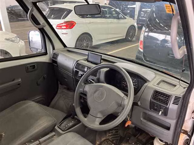 MITSUBISHI MINICAB