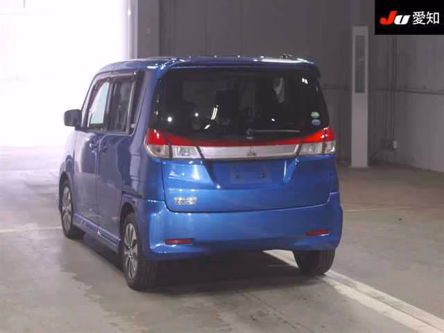 MITSUBISHI DELICA D:2