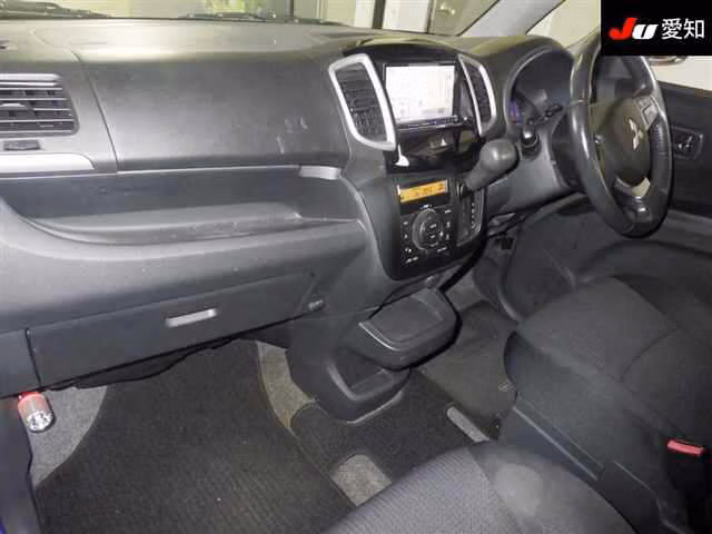 MITSUBISHI DELICA D:2